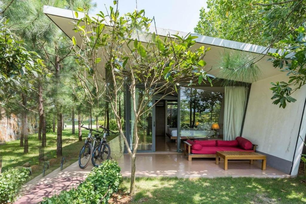 Villa R331 Forest Dai Lai Resort