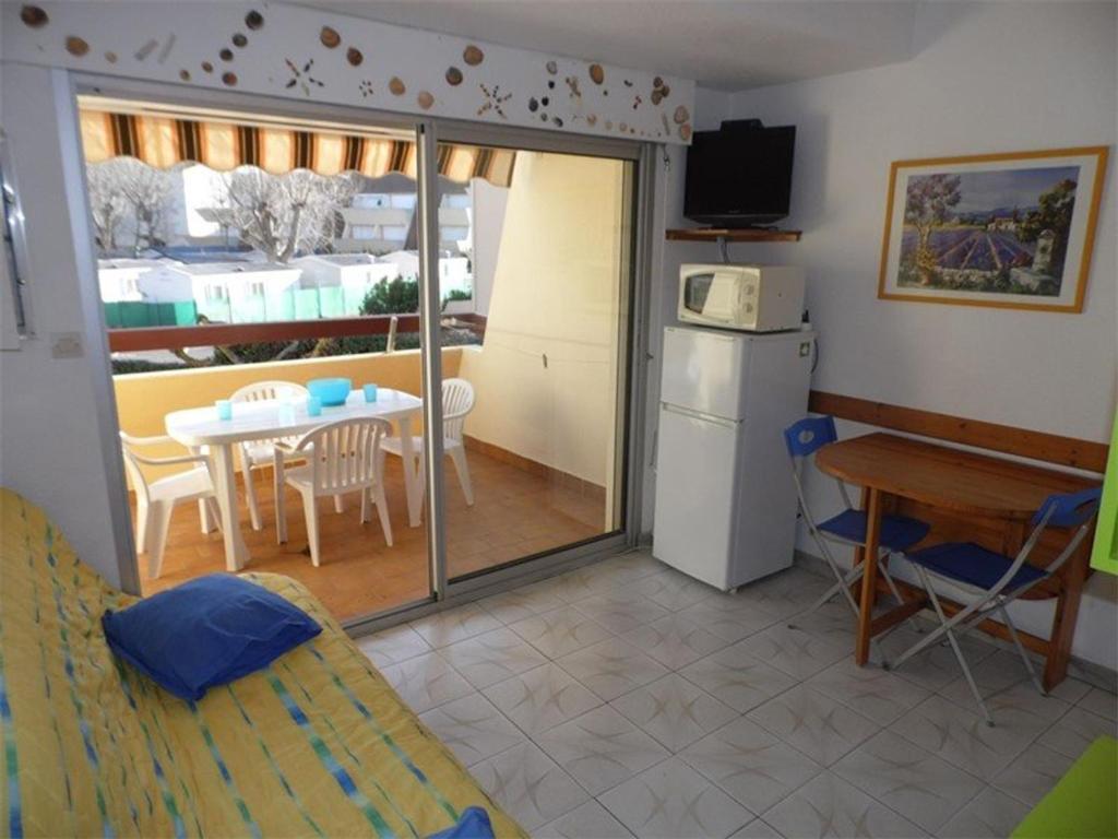 Appartement T2 cabine avec terrasse, proche plage, parking prive, pour 4 personnes. - FR-1-326-547 전경