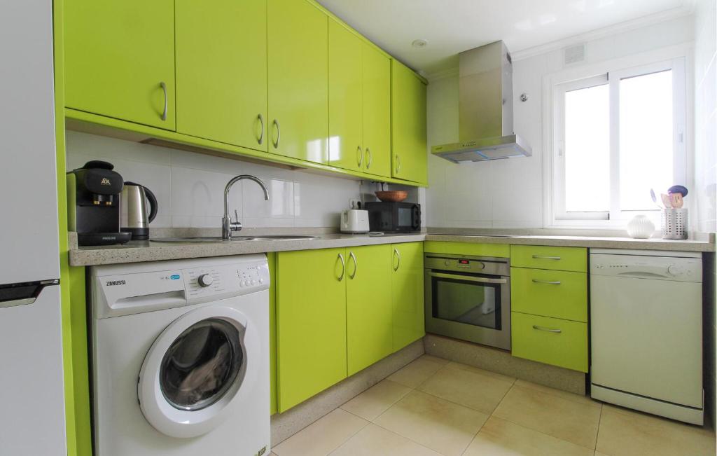 4 Bedroom Pet Friendly Apartment In Estepona - 4