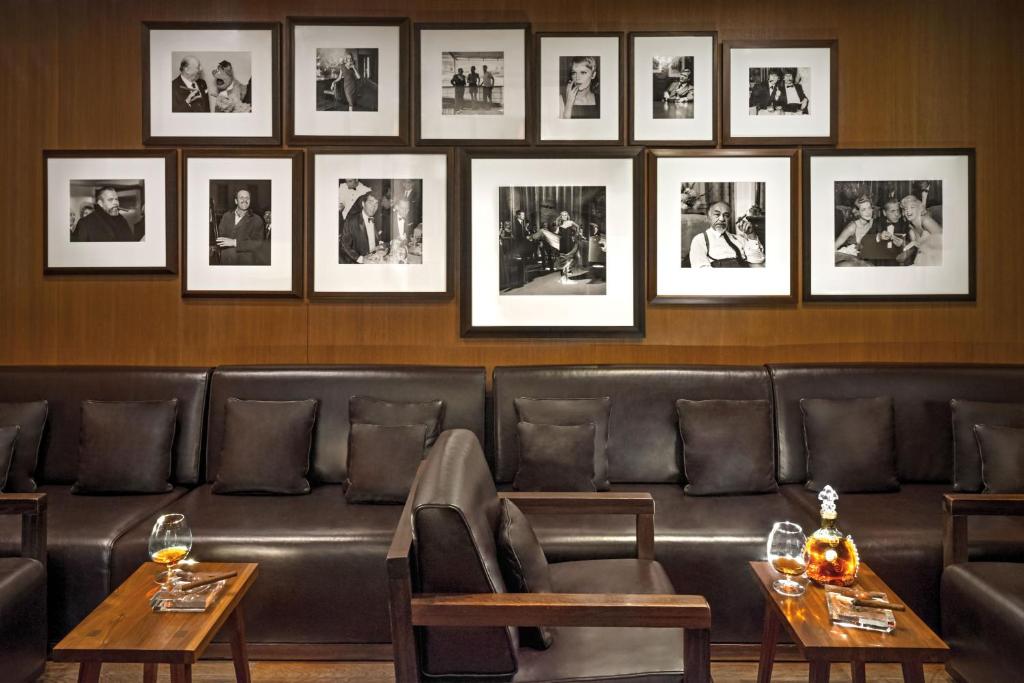 Bar/lounge