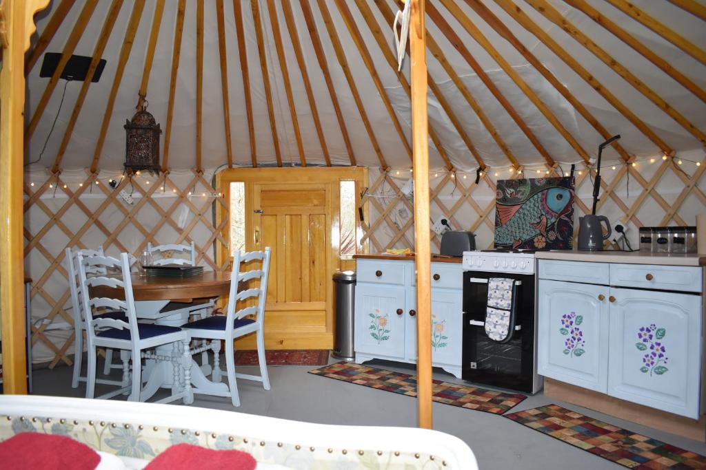 The Yurt in Cornish Woods, near Penzance photo 3