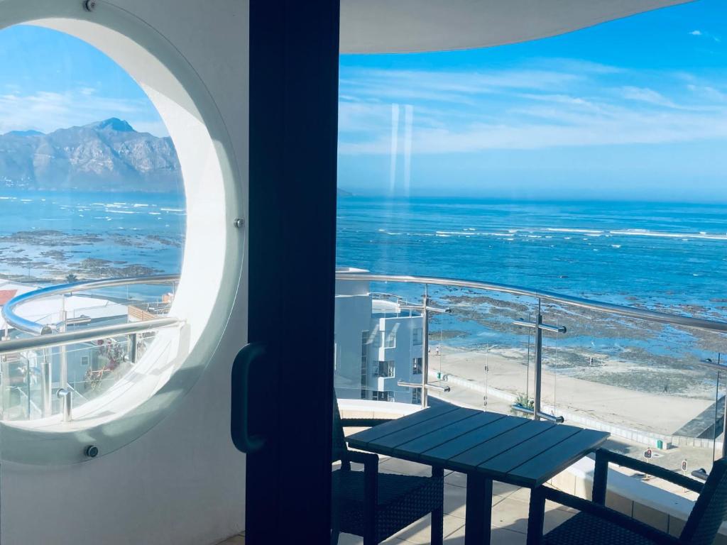 Hibernian 10.02, Kapské Město