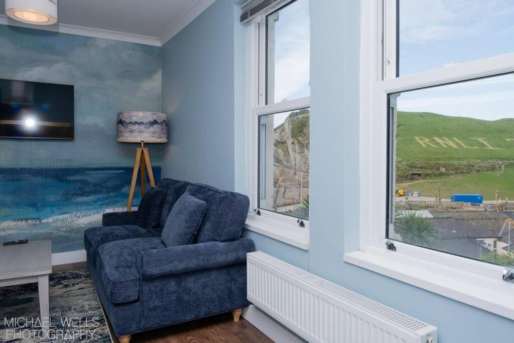 Capstone's Lookout, Ilfracombe photo 4