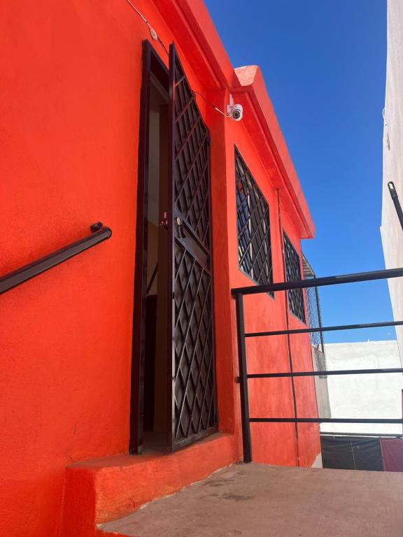 Casa, departamento de chapis - 3