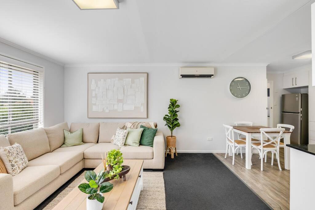 So Central, So Comfortable!, Toowoomba