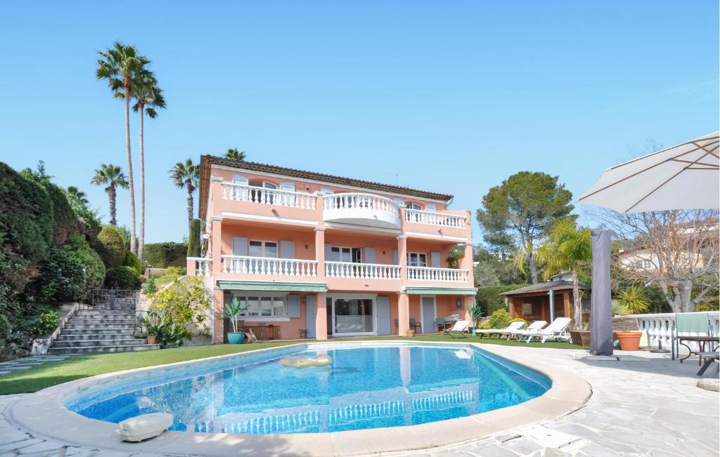 Awesome Home In Mougins - 1