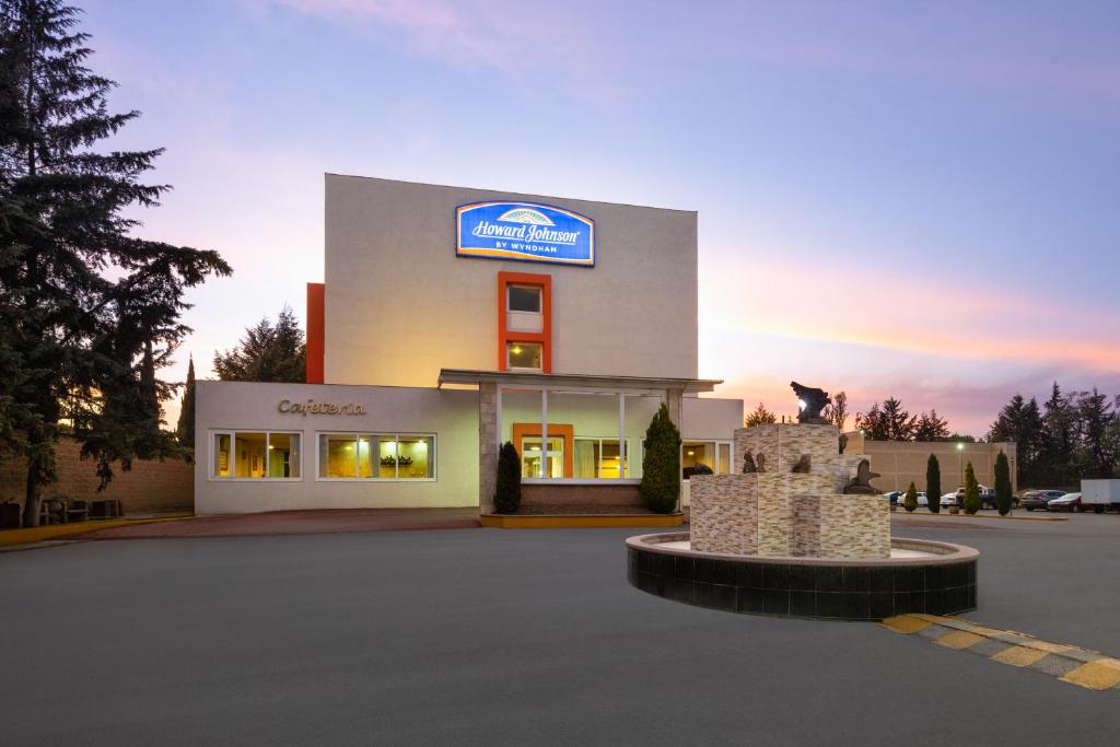 Howard Johnson by Wyndham Toluca, Toluca