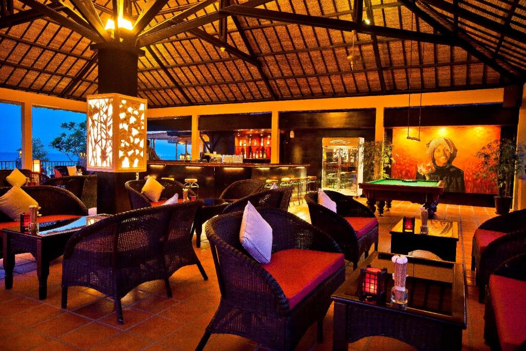 Pub/Lounge