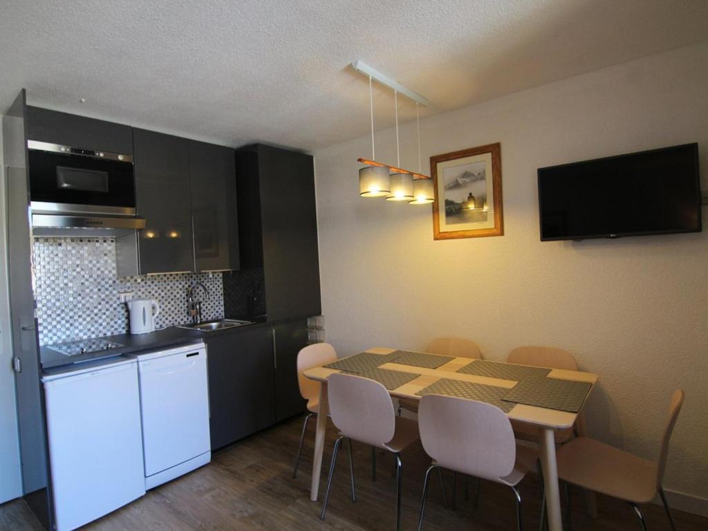 Appartement cosy avec balcon, piscine et sauna - Idéalement situé près des pistes - L'Alpe d'Huez - FR-1-405-358 - 4