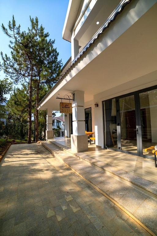 Love Hill Resort