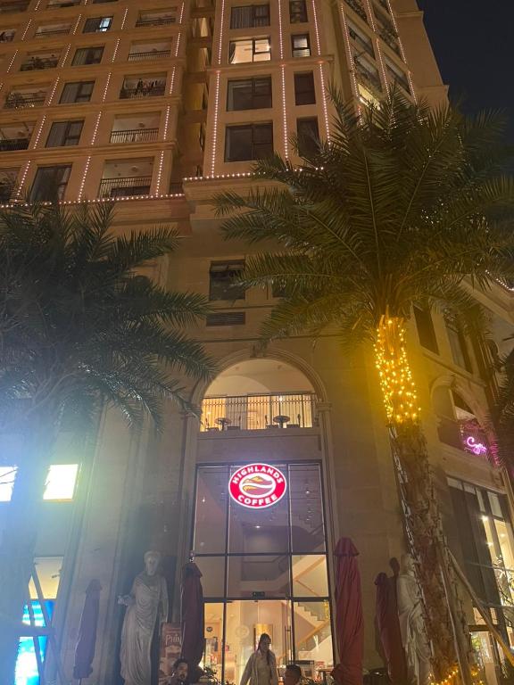 iHome Luxury Apartment in D&#8217;eldorado tower