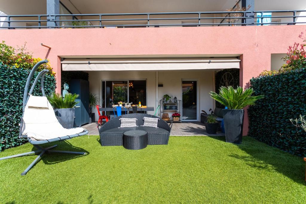 DOMAINE DES ROSES 3 AP4400 By Riviera Holiday Home - 3
