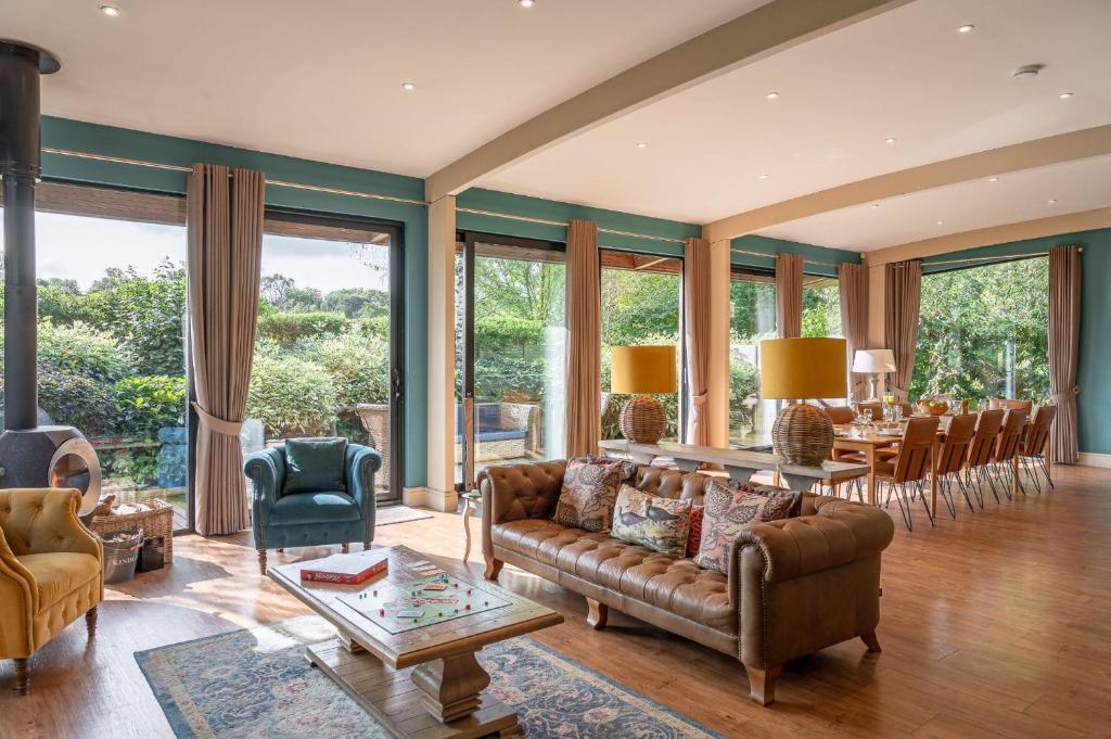 Twenty One, Richmond