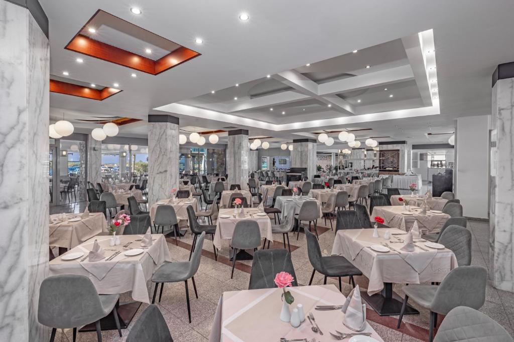 Virginia Family Resort — Restaurant & bars in Kallithea (Rhodes), South Aegean