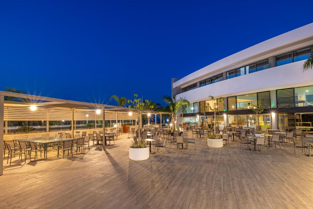 Virginia Family Resort — Restaurant & bars in Kallithea (Rhodes), South Aegean