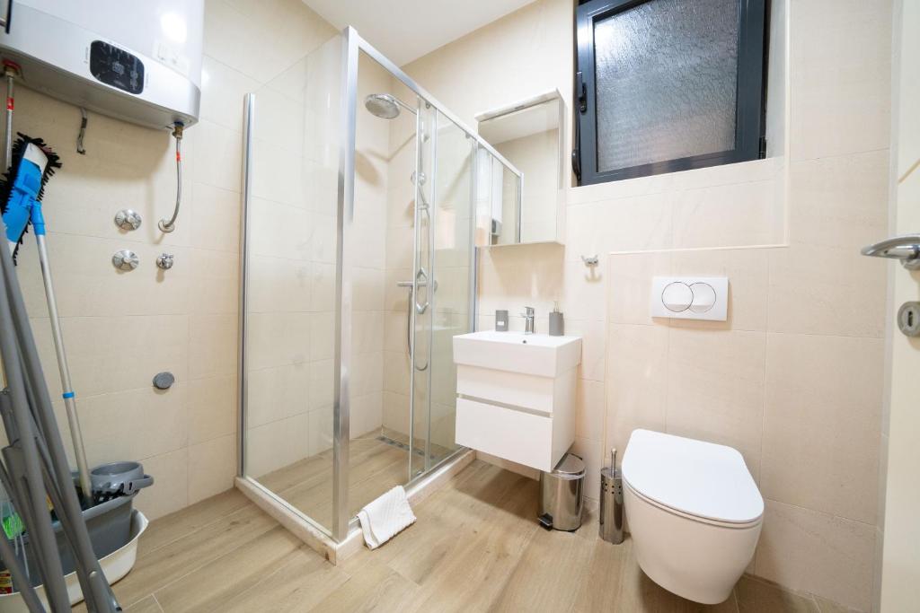 Mariner Apartments - 2