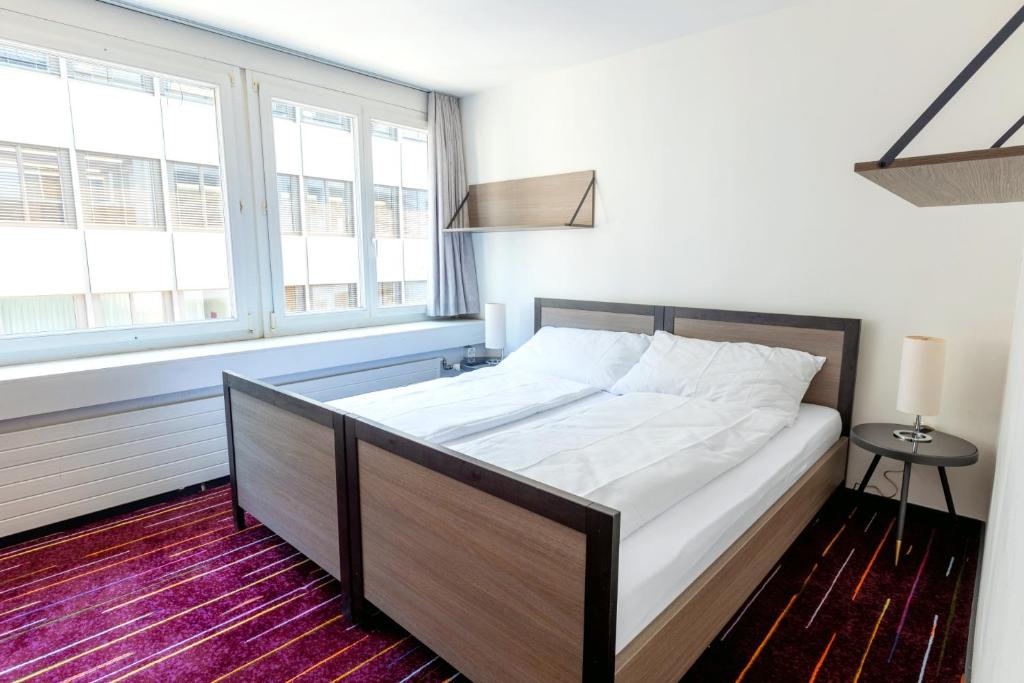 GLANDON Rooms Limelight - Self-Check-In - 1