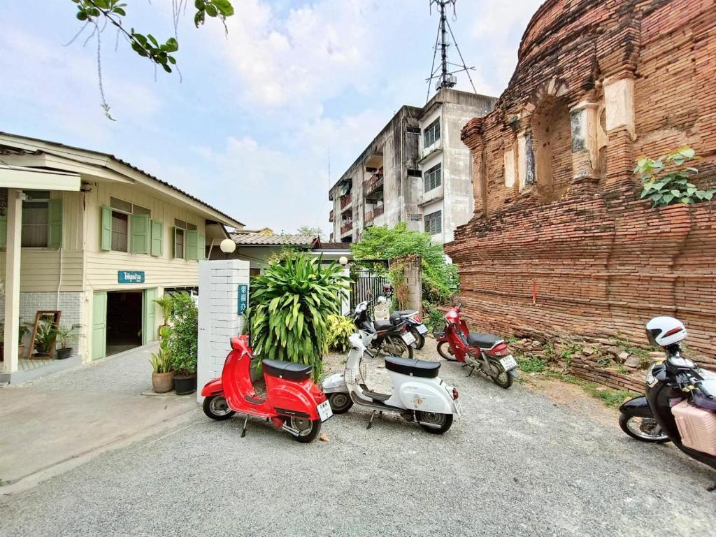 Nearby attraction