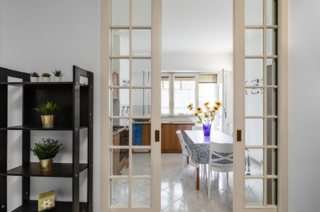 GuestHost - Roomy Apartment Close to Siena Center - 1
