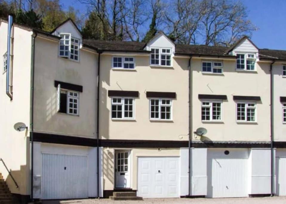 10 Wye Rapids Cottages, Symonds Yat West - pet-friendly stay