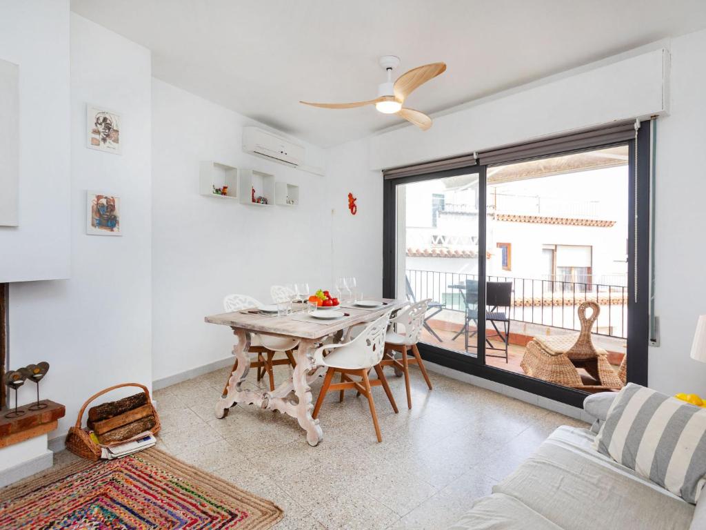 Apartment Atic Cap Tossa by Interhome - 2