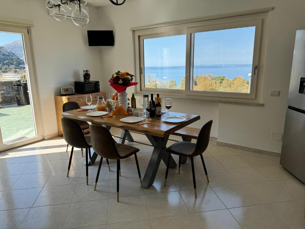 Mondello Luxury Apartment - 2