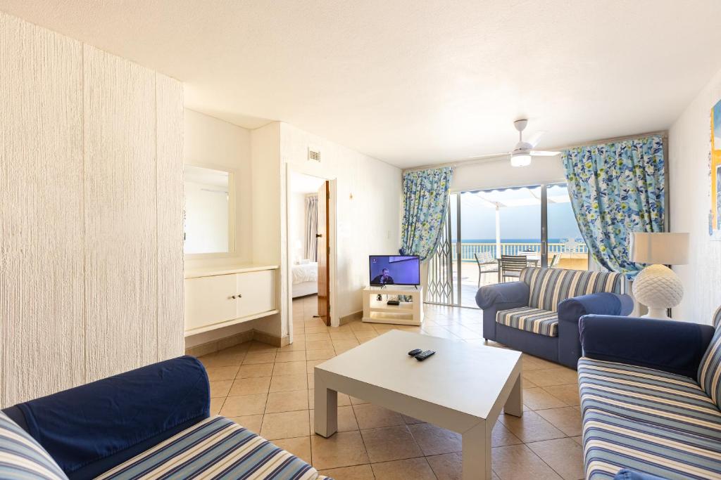 Club 10 Unit 5, Ballito