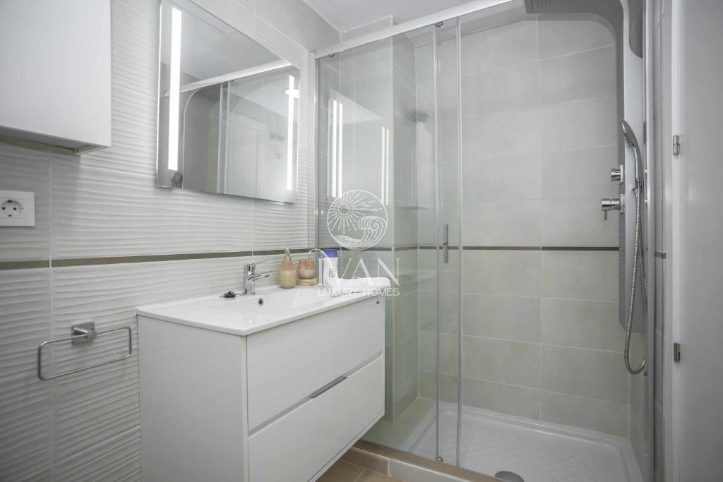 Casa Bibi Ivan Luxury Homes 4ªPlta Sur 1ªLinea - 5