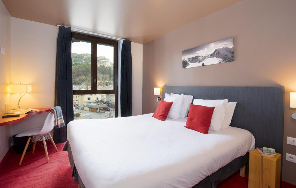 SOWELL HOTELS Le Parc & Spa - 3