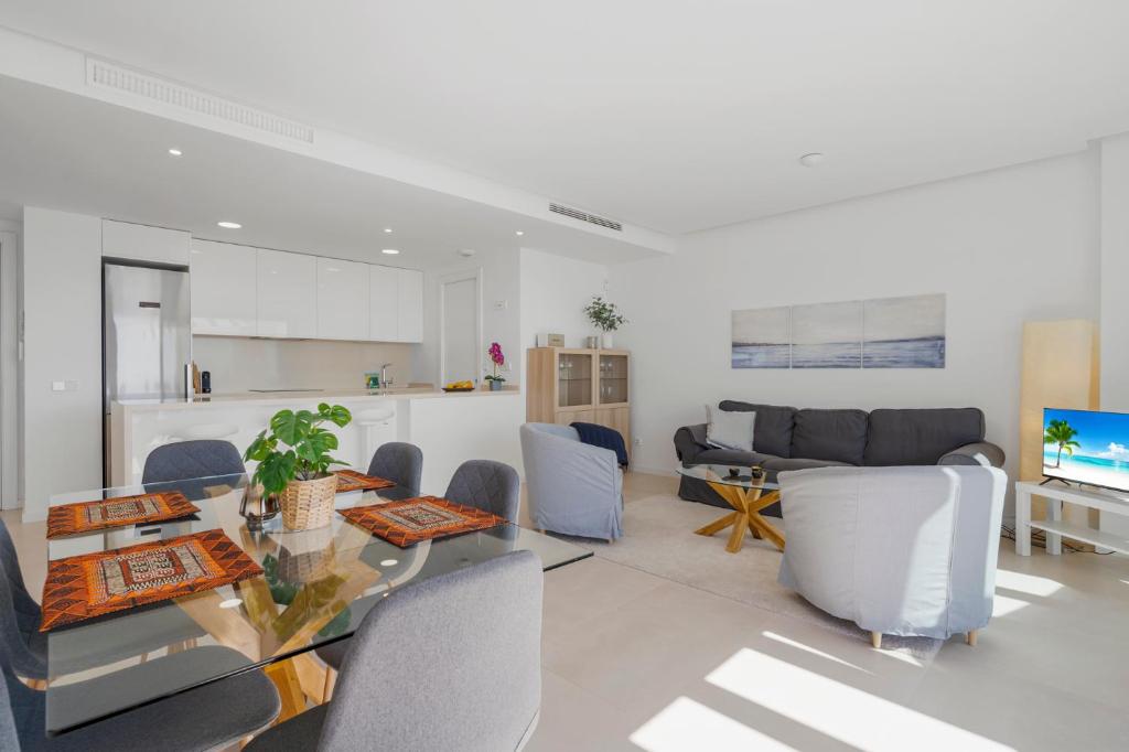 El Higueron apartment by Costarentals - Ref 66 - 4