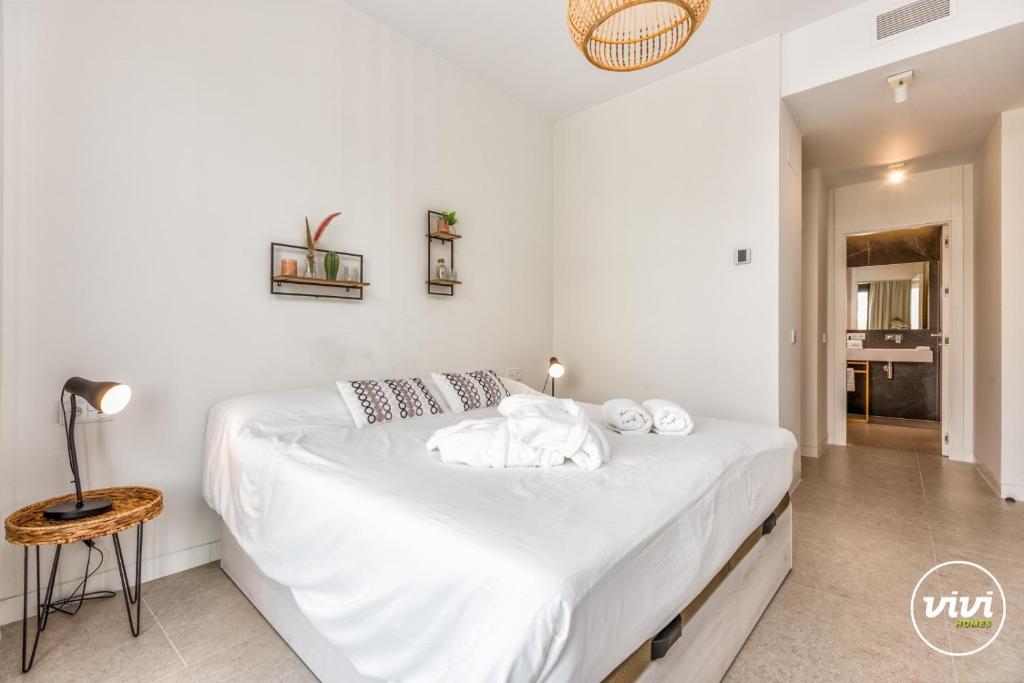 ViVi Homes - Rembrandt Pool, Sauna, Gym & Sea View - 4