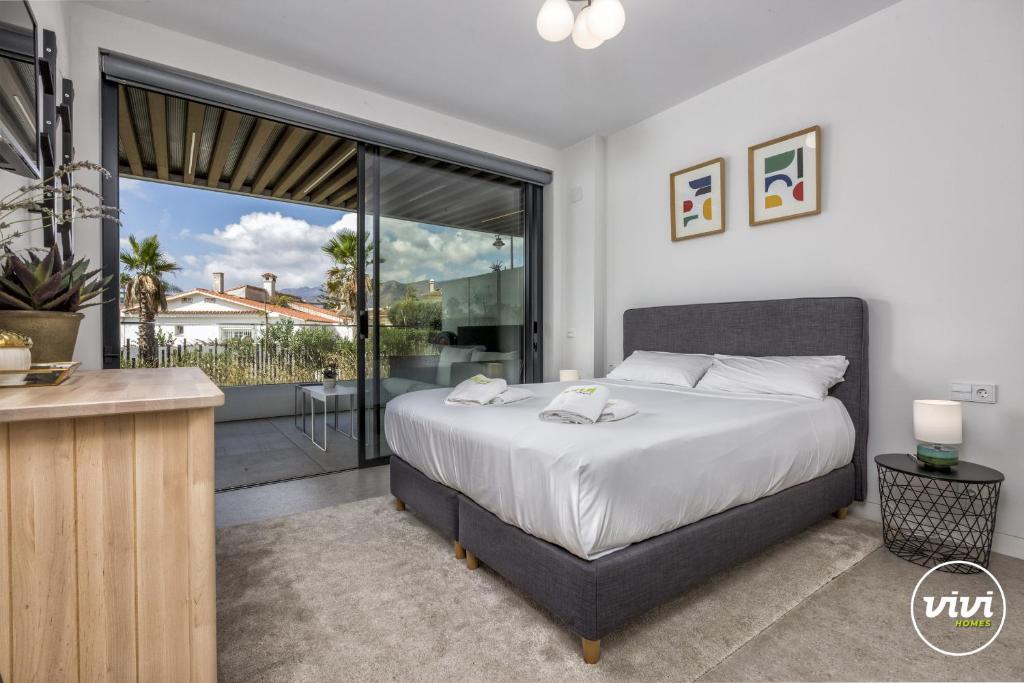ViVi Homes - Galatea Pool, Gym, Sauna & Beach - 4