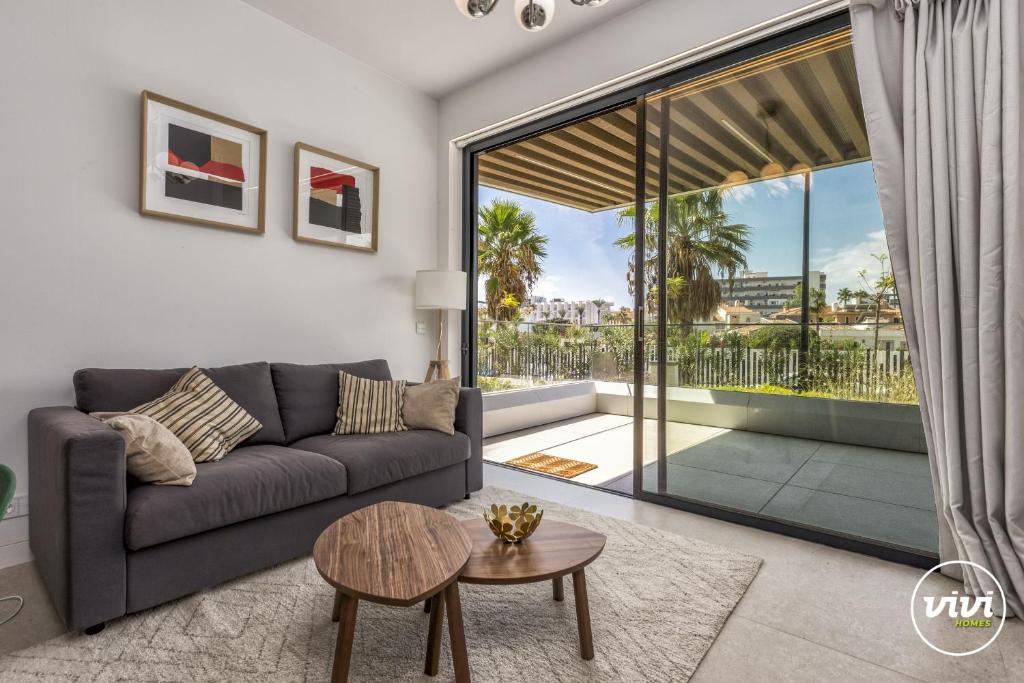 ViVi Homes - Galatea Pool, Gym, Sauna & Beach - 2