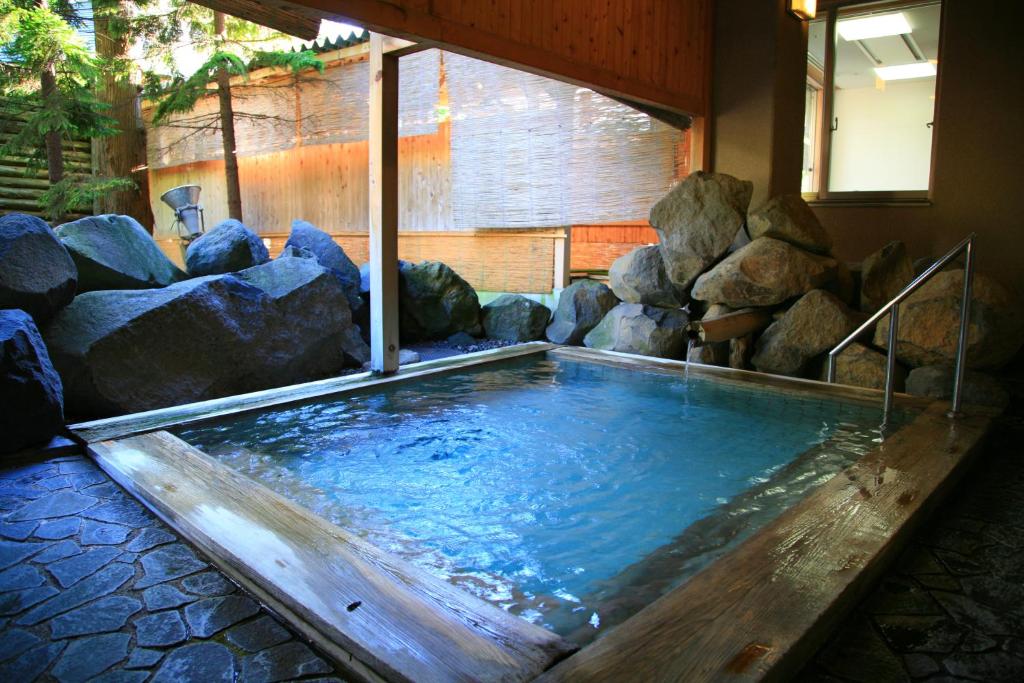 Hot spring bath