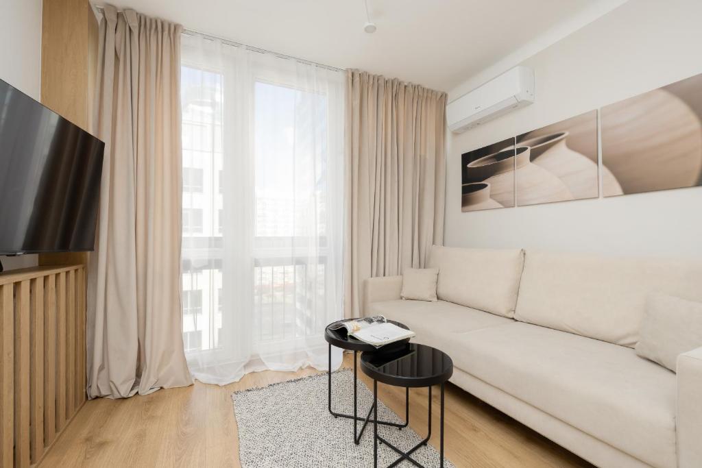 Pereca Stylish Apartment Warsaw & Air Conditioning by Noclegi Renters, Varsavia