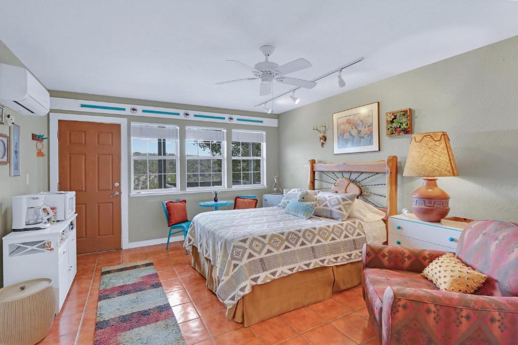 White Buffalo - Room with a View, Wimberley