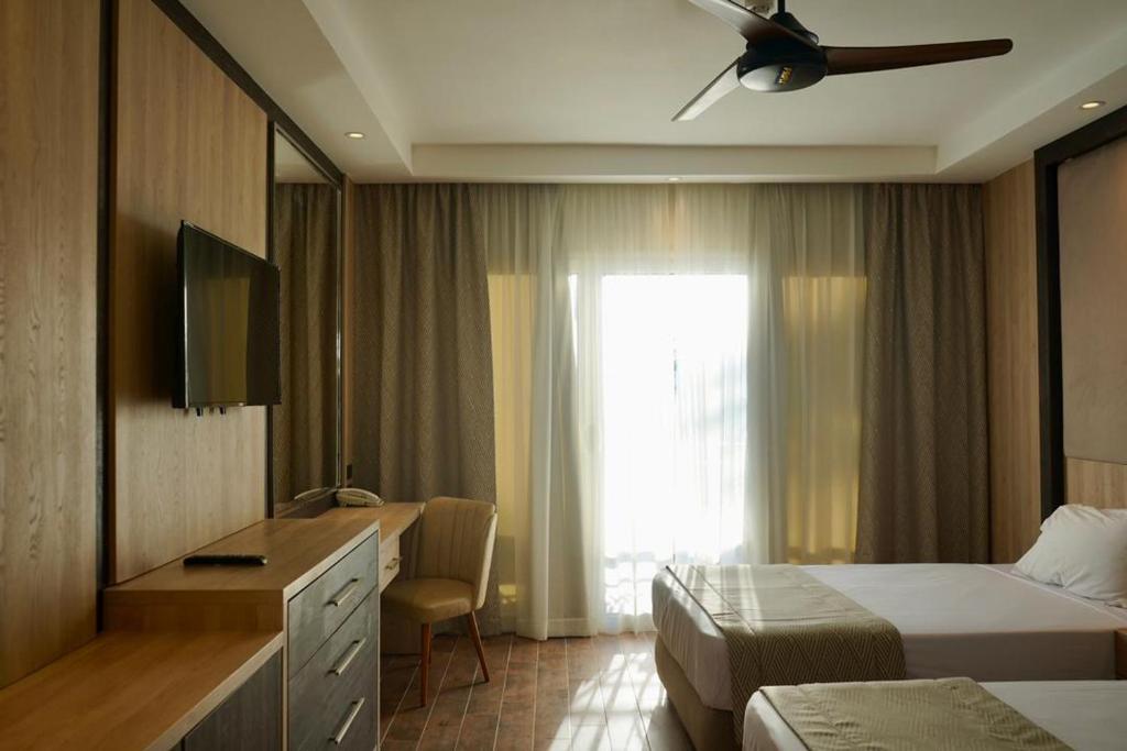 Panorama Naama Heights Aqua Park — Hotel rooms in Sharm El Sheikh, South Sinai