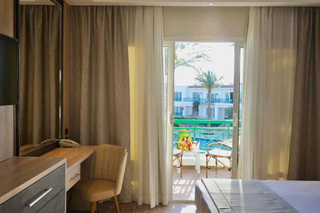 Panorama Naama Heights Aqua Park — Hotel rooms in Sharm El Sheikh, South Sinai