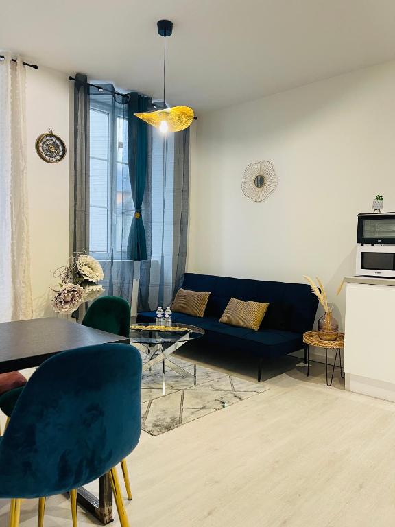 LE CAUBOUS Plein centre Appartement calme avec chambre et cuisine équipée - 4