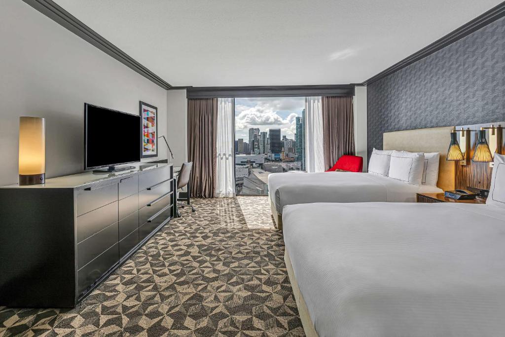 Miami Hilton Miami Downtown Hotel Additional