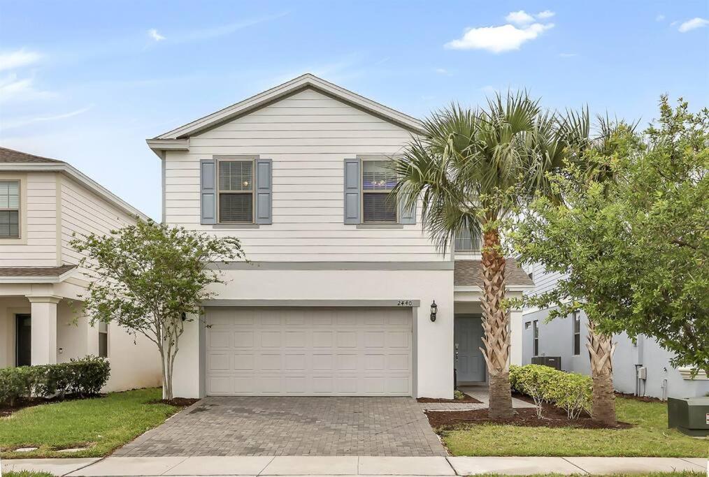 2440 One of a Kind 5b Villa-pool&game, Kissimmee