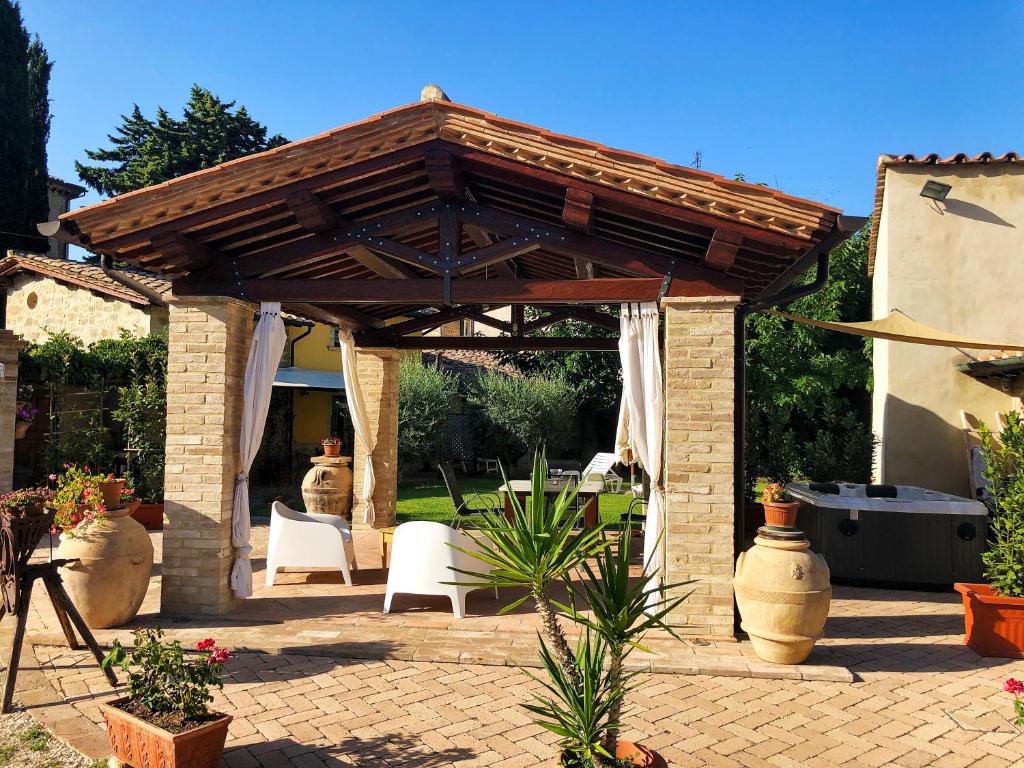 Il Cortile delle Rose Holiday House - 3