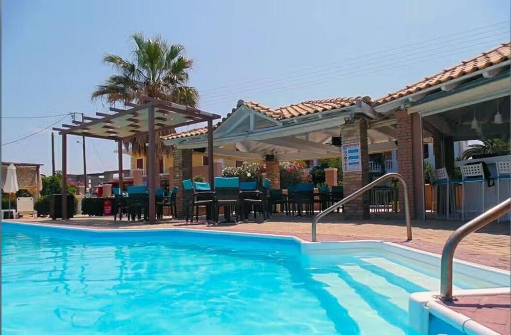 The Blue Sea Hotel — Swimming pool in Lefkimmi (Corfu), Ionian Islands
