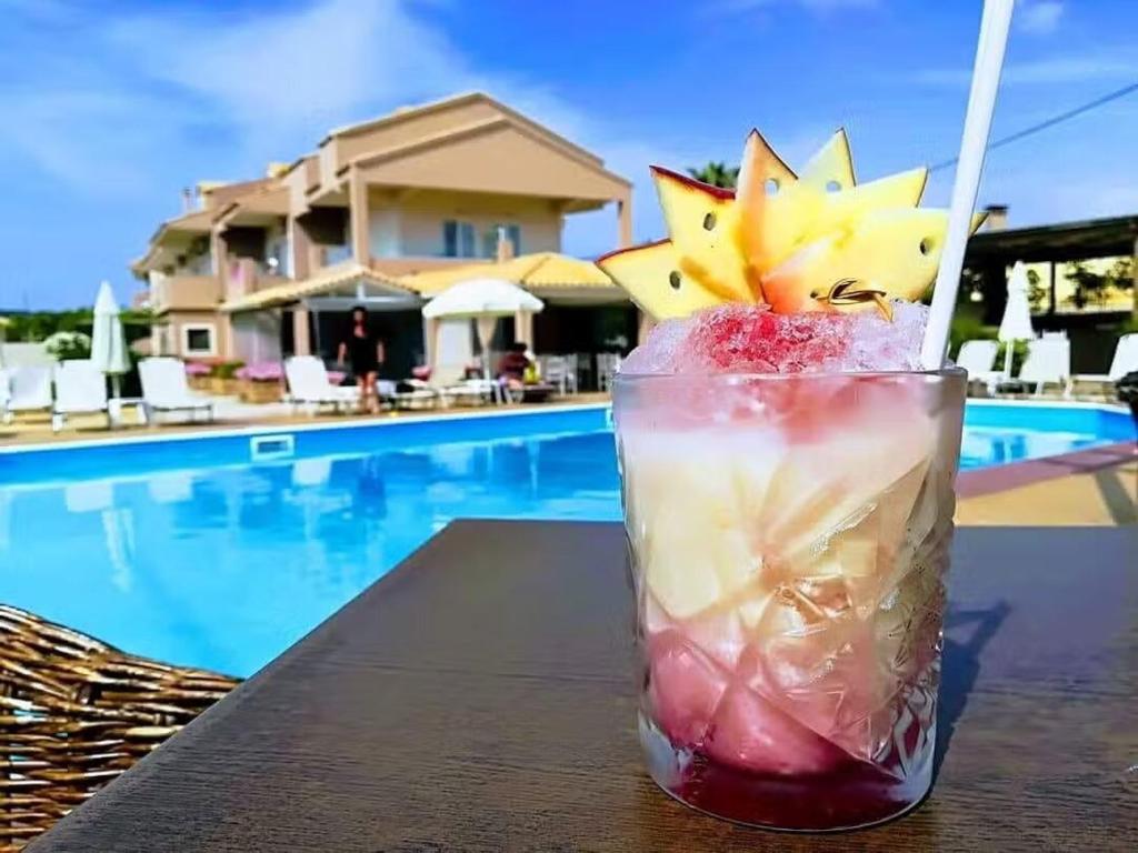 The Blue Sea Hotel — Swimming pool in Lefkimmi (Corfu), Ionian Islands