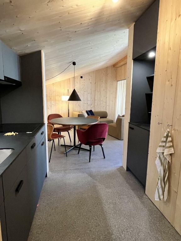 Top modernes Design Bijoux in Ftan im Unterengadin - 3