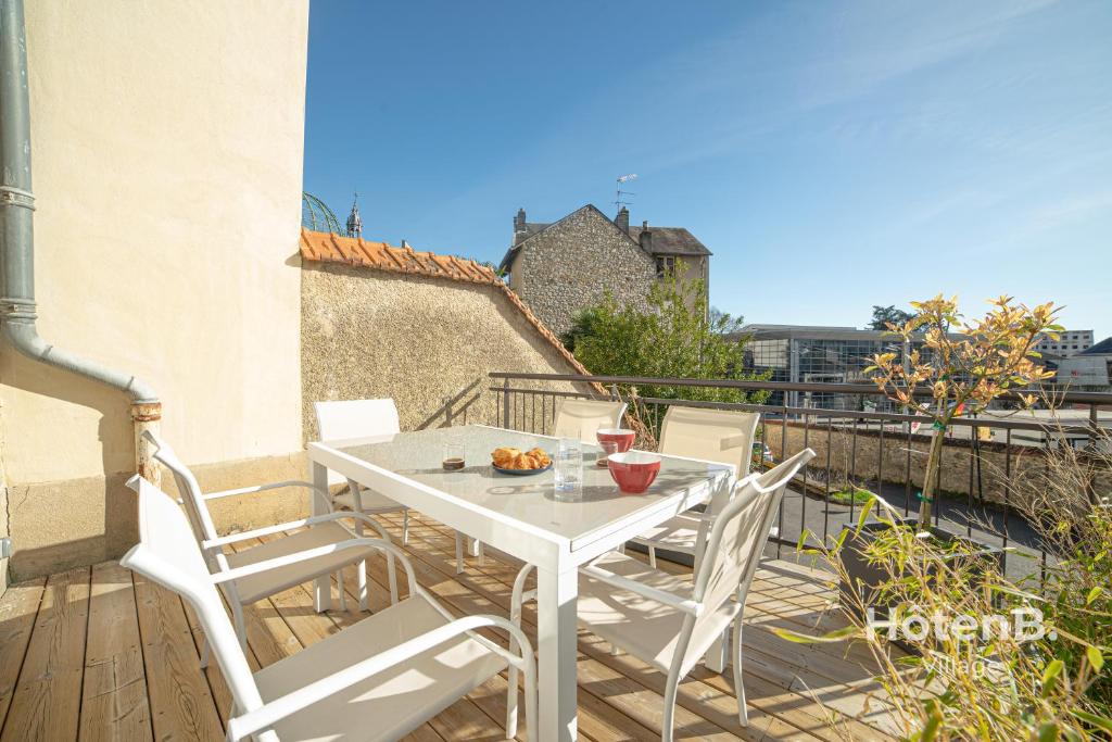 The "Heritage" Heart of Limoges Parking AC and Private Terrace - 3