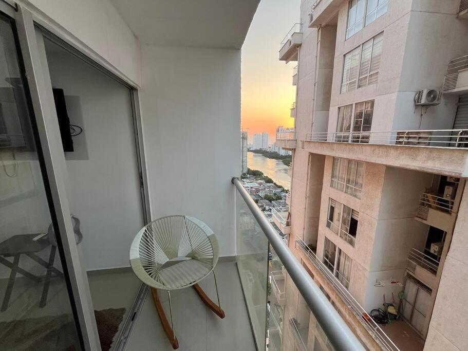 Paz y amor en Cartagena - 1