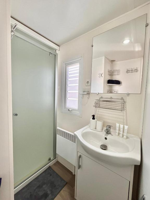 Mobil Home Abricotiers 1 - 3