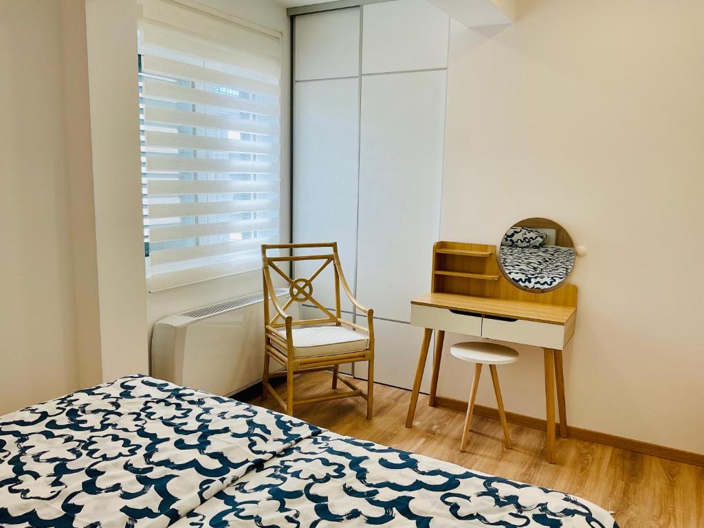 Bay View Apartments - 5