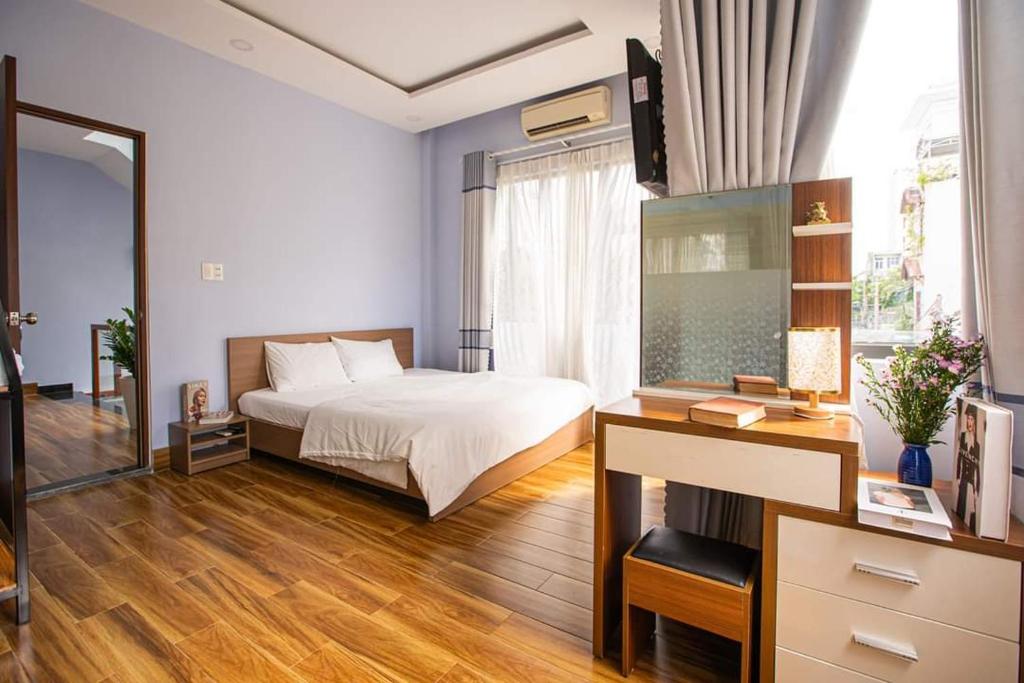 Leila House &#8211; DaNang Central &#8211; 3BRs &#8211; Free Airport Shuttle